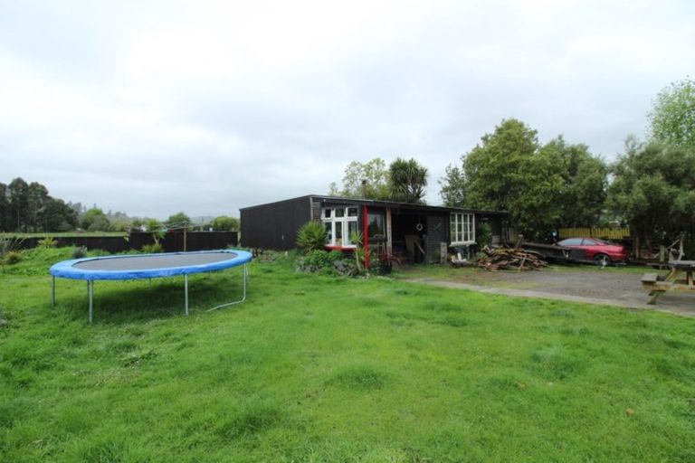 Photo of property in 6 Te Kapua Road, Mangaweka, 4797