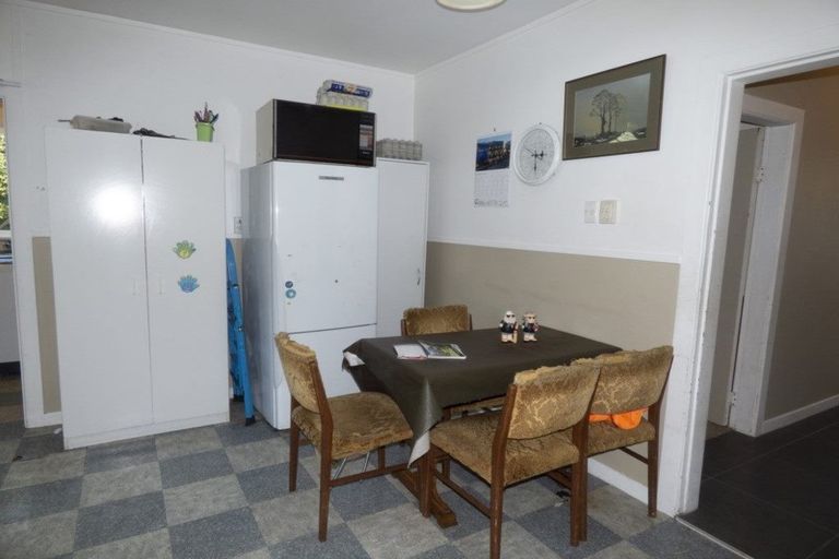 Photo of property in 12 Hamua Place, Waitara, 4320