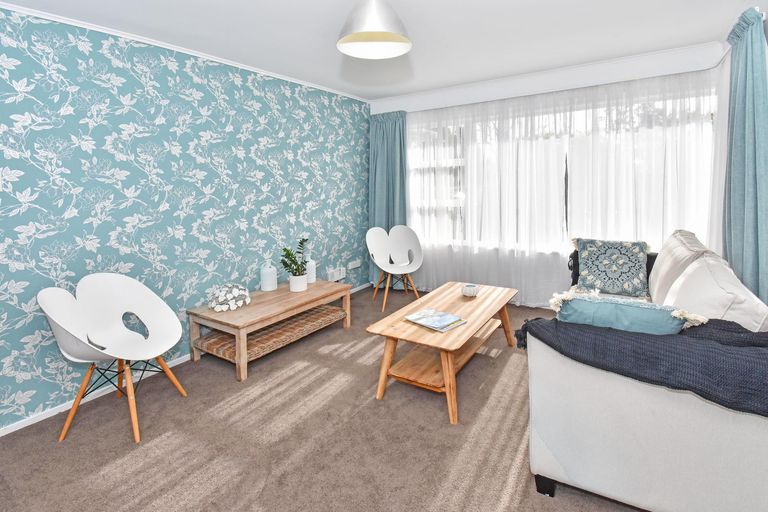 Photo of property in 38 Jupiter Street, Rosehill, Papakura, 2113