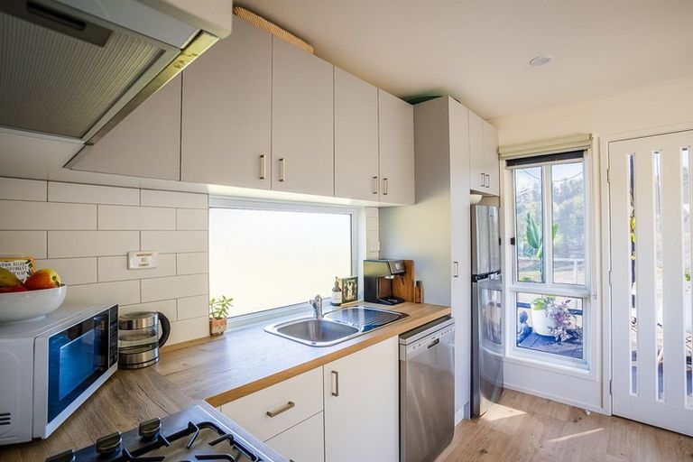 Photo of property in 76 Riddell Road, Kerikeri, 0230