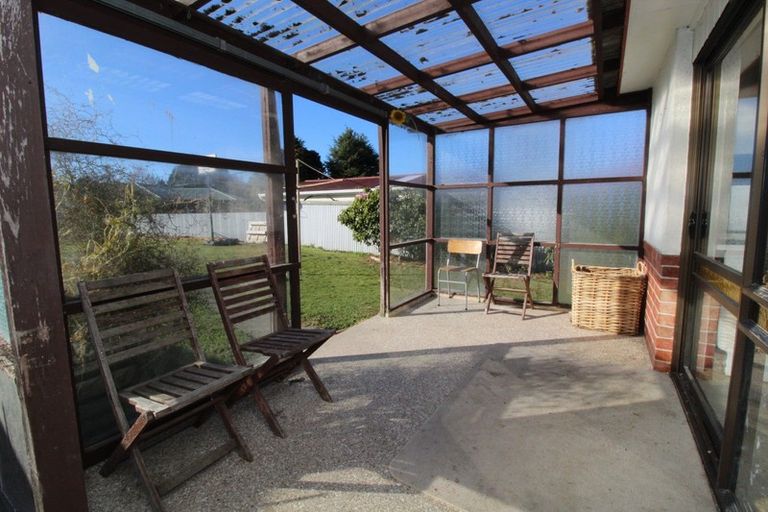 Photo of property in 1 Price Street, Waimate, 7924