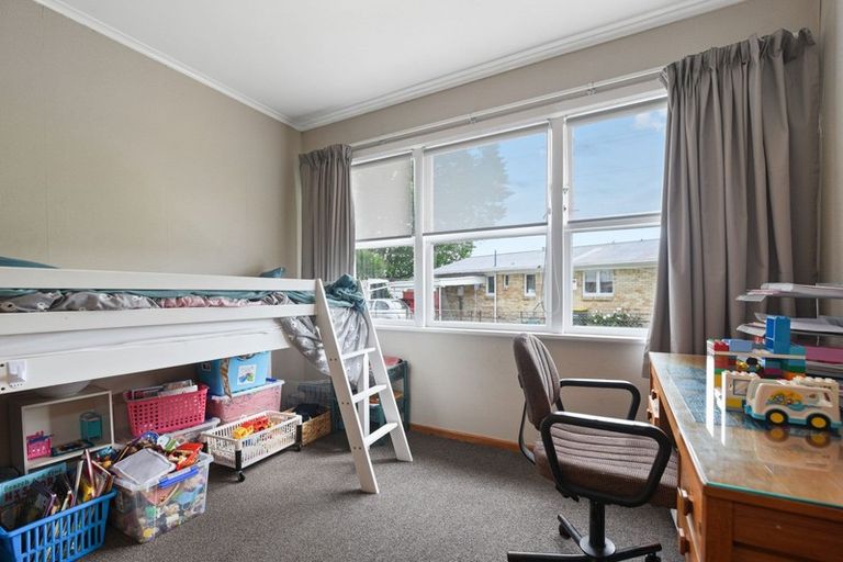 Photo of property in 25 Northolt Road, Fairview Downs, Hamilton, 3214