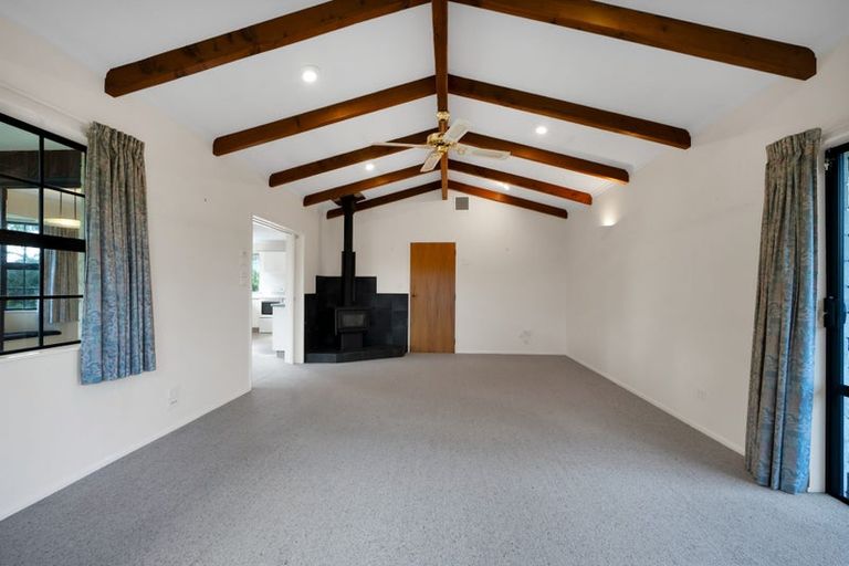 Photo of property in 37 Pembroke Road East, Stratford, 4332