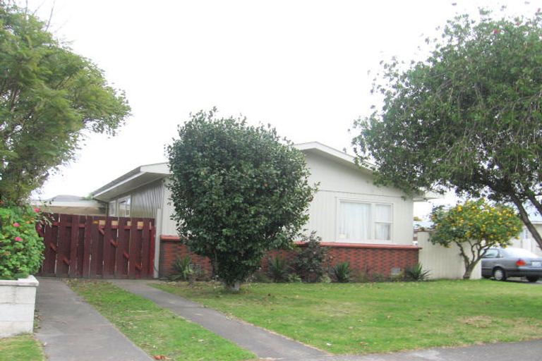 Photo of property in 15 Holyrood Street, Taradale, Napier, 4112