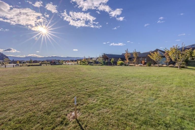 Photo of property in 12 Deans Drive, Wanaka, 9305