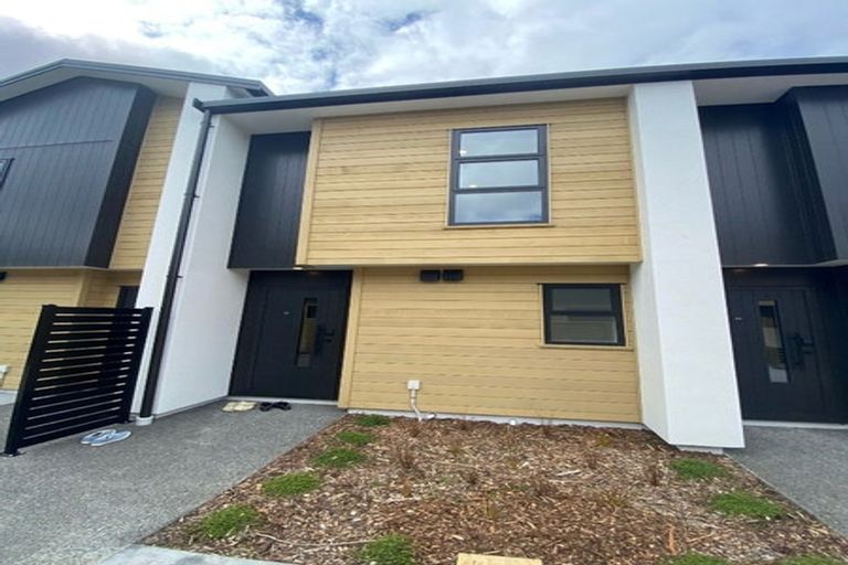Photo of property in 22 Te Ara O Ralph Olsen, Wainuiomata, Lower Hutt, 5014