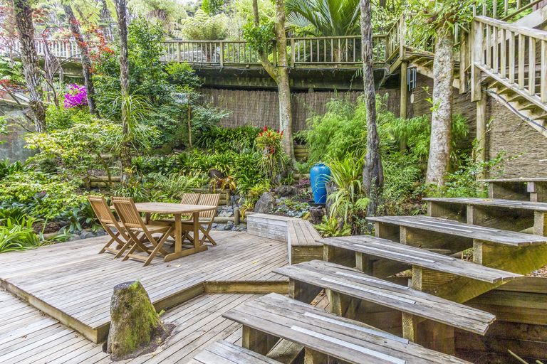 Photo of property in 409 Titirangi Road, Titirangi, Auckland, 0604