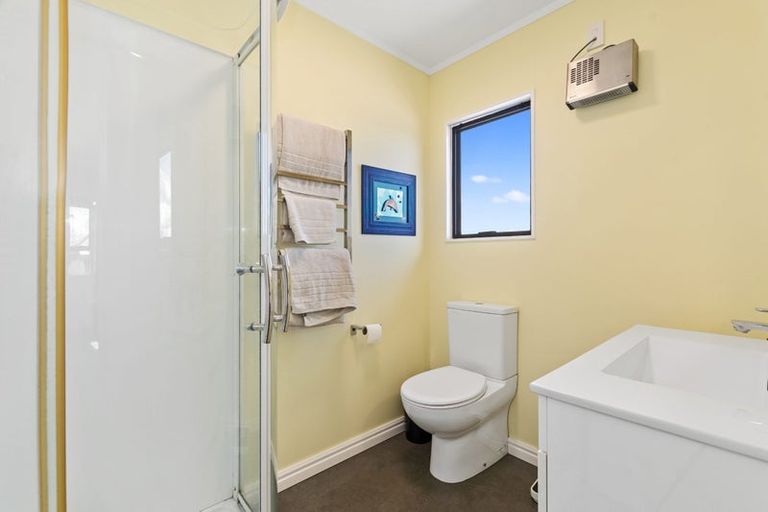 Photo of property in 248 Beach Road, Onerahi, Whangarei, 0110