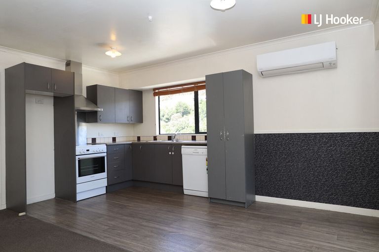 Photo of property in 332 Kaikorai Valley Road, Bradford, Dunedin, 9011