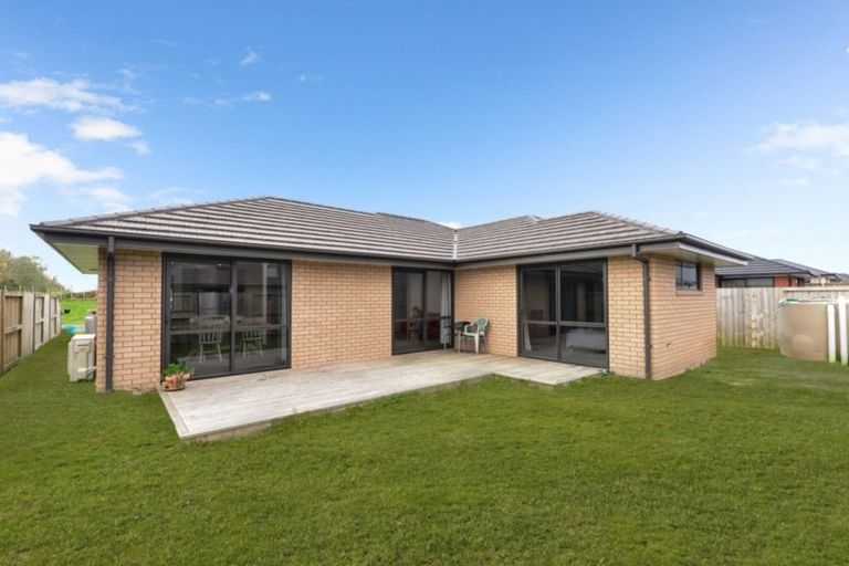 Photo of property in 15 Waikai Close, Ruakura, Hamilton, 3214