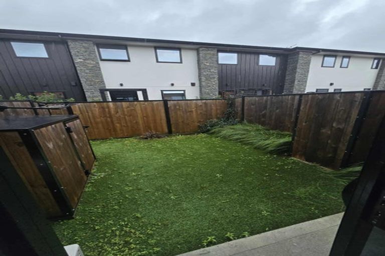 Photo of property in 4/3 Milne Crescent, Taita, Lower Hutt, 5011