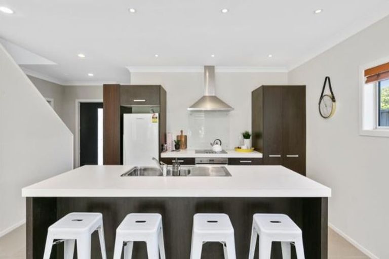 Photo of property in 46a Parkvale Road, Karori, Wellington, 6012