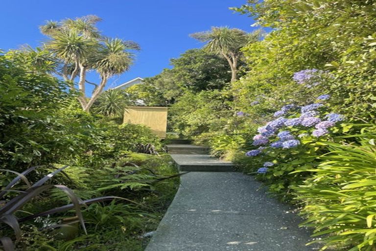 Photo of property in 3/27 Grass Street, Roseneath, Wellington, 6011