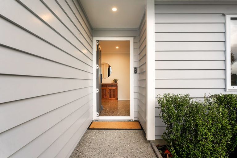 Photo of property in 112 Hibiscus Coast Highway, Red Beach, 0932