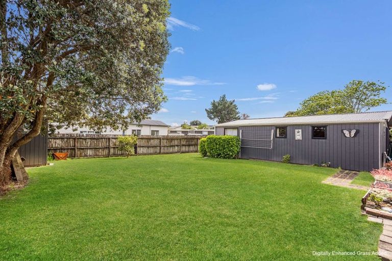 Photo of property in 106 Mckellar Place, Whangamata, 3620