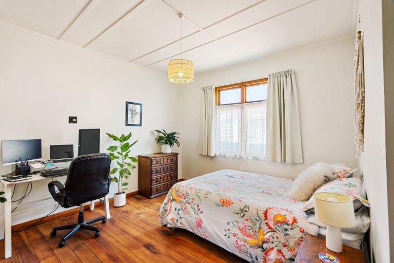 Photo of property in 6 Te Awa Avenue, Te Awa, Napier, 4110