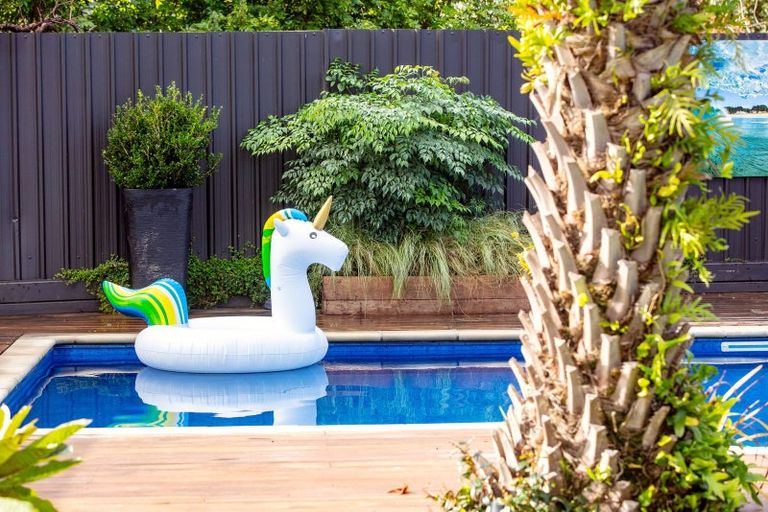 Photo of property in 11 Herbert Drive, Whangamata, 3620