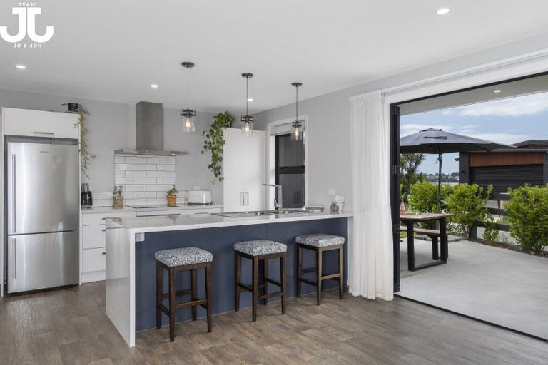 Photo of property in 29 Tangaroa Place, Poike, Tauranga, 3112