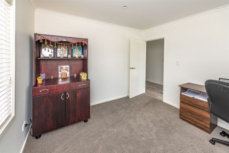 Photo of property in 30 Longbeach Drive, Castlecliff, Whanganui, 4501