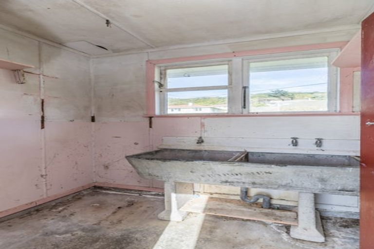 Photo of property in 44 Kotuku Street, Elsdon, Porirua, 5022