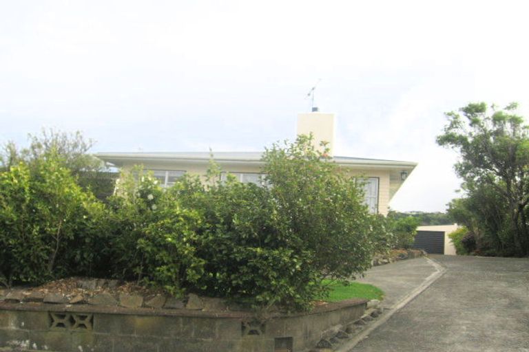 Photo of property in 21 Cedar Street, Maungaraki, Lower Hutt, 5010