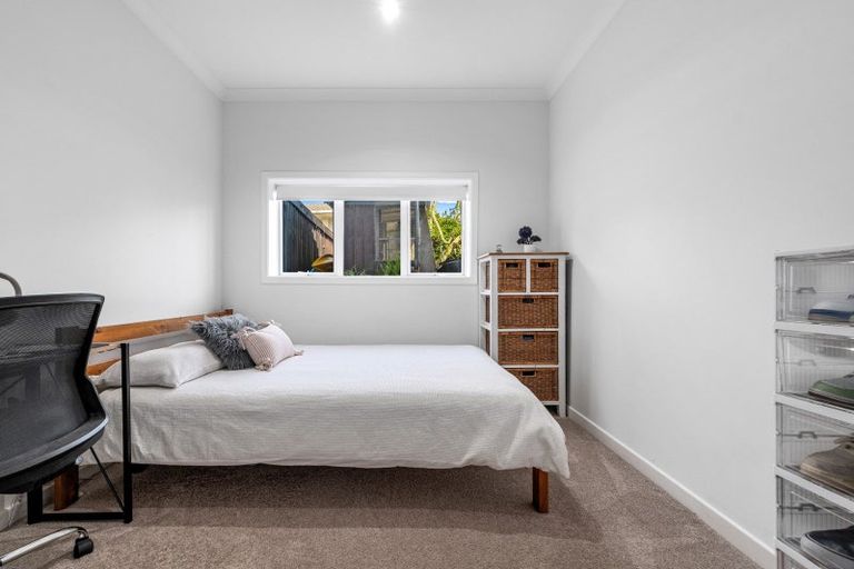 Photo of property in 19 Darraghs Road, Brookfield, Tauranga, 3110