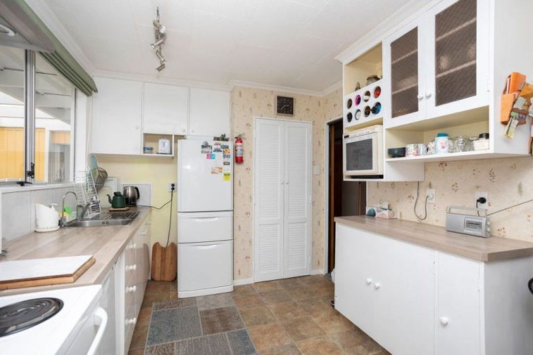 Photo of property in 22 Ries Street, Dannevirke, 4930