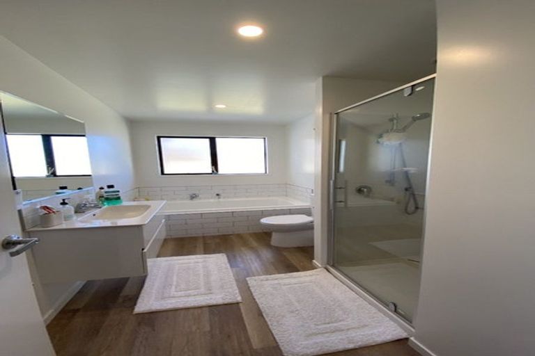 Photo of property in 4 Mulbury Way, Lower Shotover, Queenstown, 9304