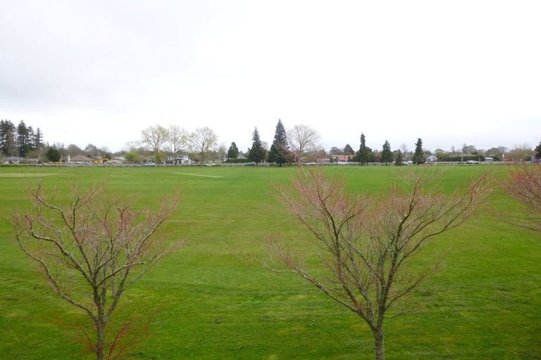 Photo of property in 9/6 Page Place, Hamilton East, Hamilton, 3216