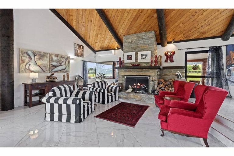 Photo of property in 49 Ngunguru Road, Glenbervie, Whangarei, 0173