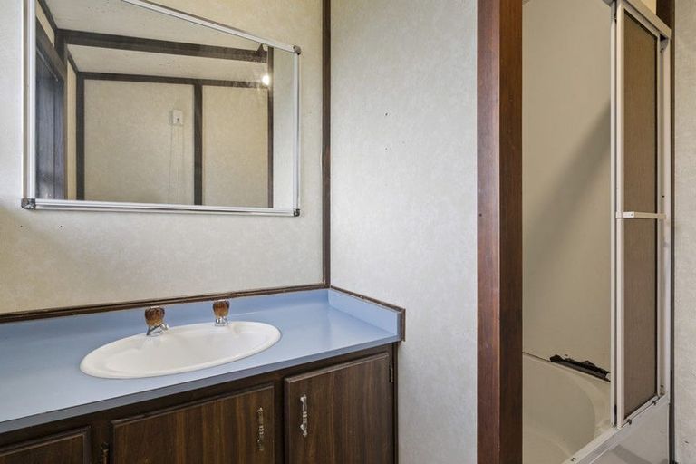 Photo of property in 7 Laredo Grove, Totara Park, Upper Hutt, 5018