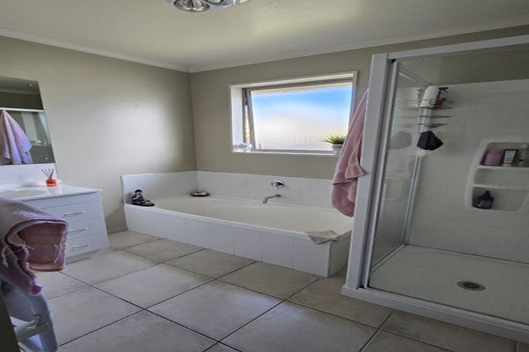 Photo of property in 15a Seadown Crescent, Amberley, 7410