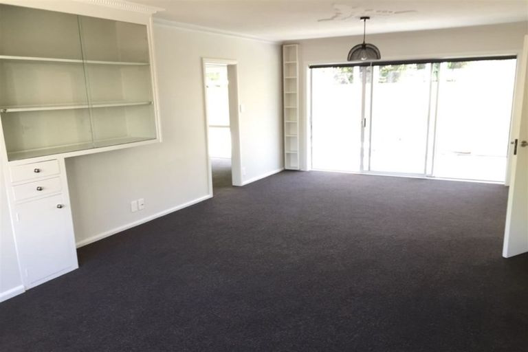 Photo of property in 55 Parkstone Avenue, Ilam, Christchurch, 8041