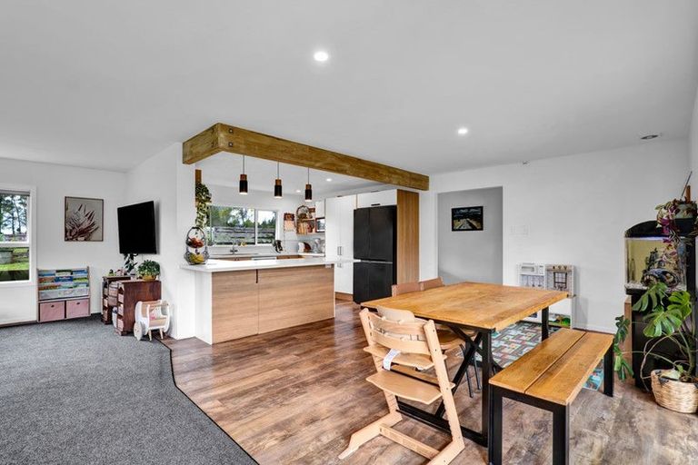 Photo of property in 5 Dunn Street, Egmont Village, 4372