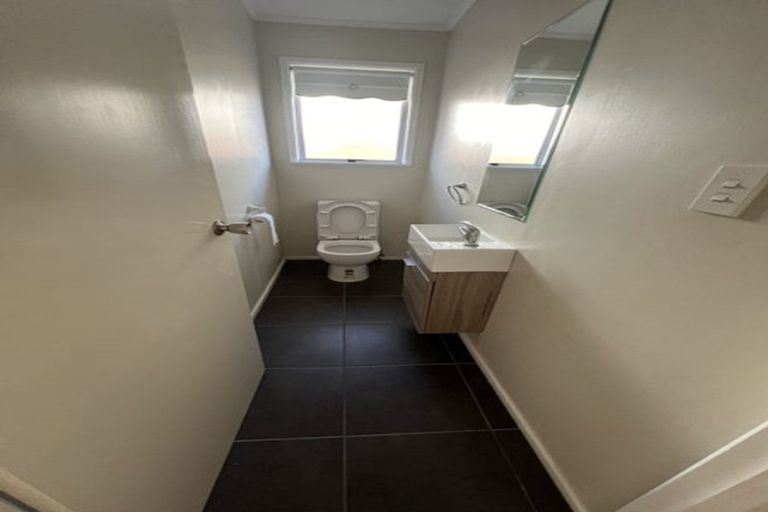 Photo of property in 9 Wycherley Drive, Bucklands Beach, Auckland, 2014