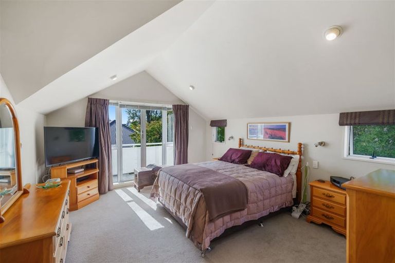 Photo of property in 2/239 Maidstone Road, Avonhead, Christchurch, 8042
