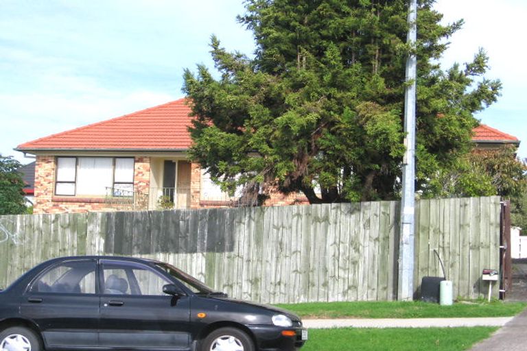 Photo of property in 1/69 Macleans Road, Bucklands Beach, Auckland, 2014