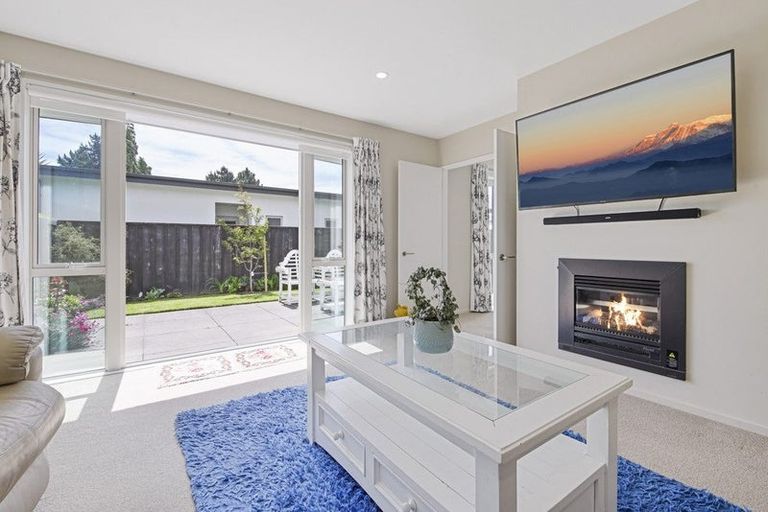 Photo of property in 12 Kawakawa Street, Pegasus, 7612