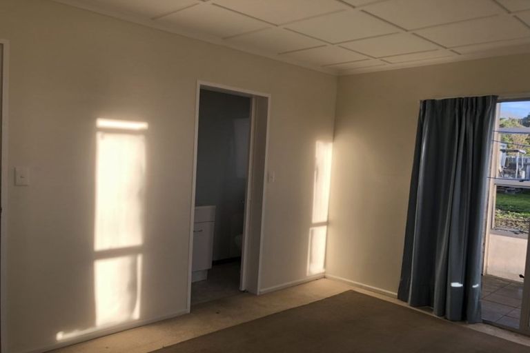 Photo of property in 35 Keepa Street, Levin, 5510