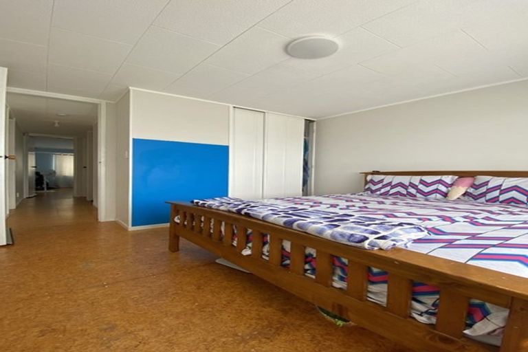 Photo of property in 2/23 Mataura Place, Clover Park, Auckland, 2019