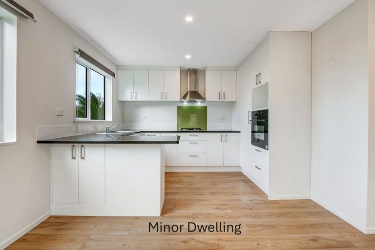 Photo of property in 47 Amorino Drive, Red Beach, 0932