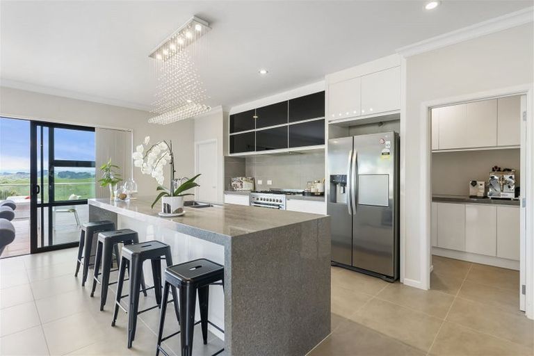 Photo of property in 719 Redoubt Road, Flat Bush, Auckland, 2019