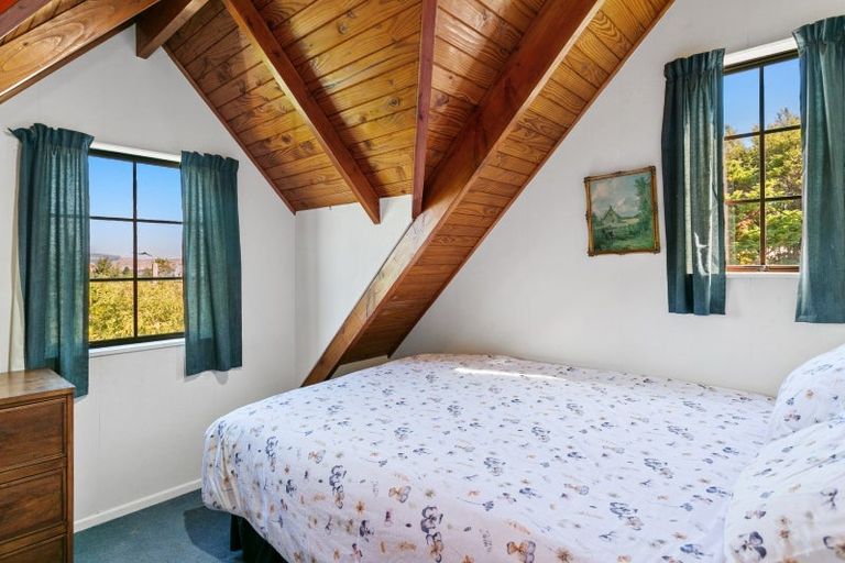 Photo of property in 9 Holland Grove, Richmond Heights, Taupo, 3330