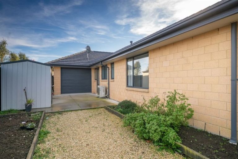 Photo of property in 11 Shepherd Avenue, West Melton, 7618