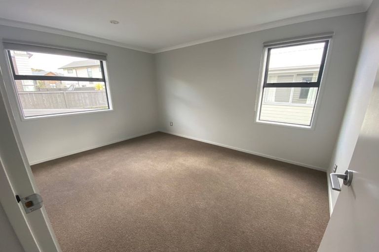 Photo of property in 8 Lane Cameron Place, Flat Bush, Auckland, 2019