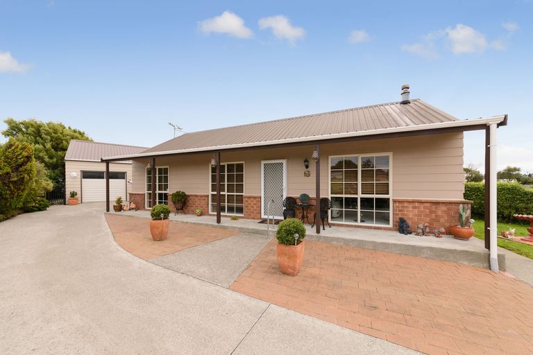 Photo of property in 14 Phillips Street, Sanson, 4817