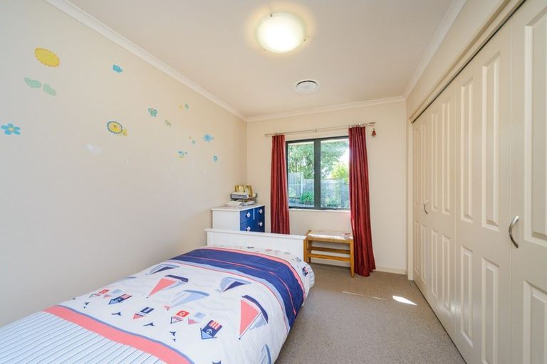 Photo of property in 2 Ranui Place, Feilding, 4702