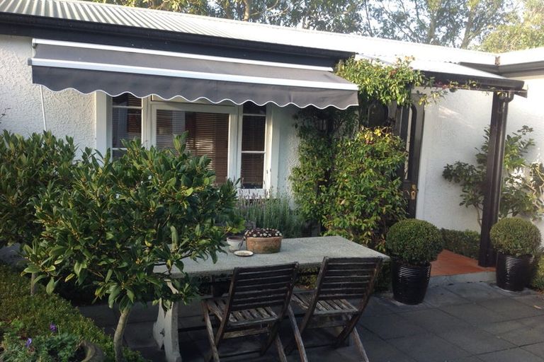 Photo of property in 12 Tainui Drive, Havelock North, 4130