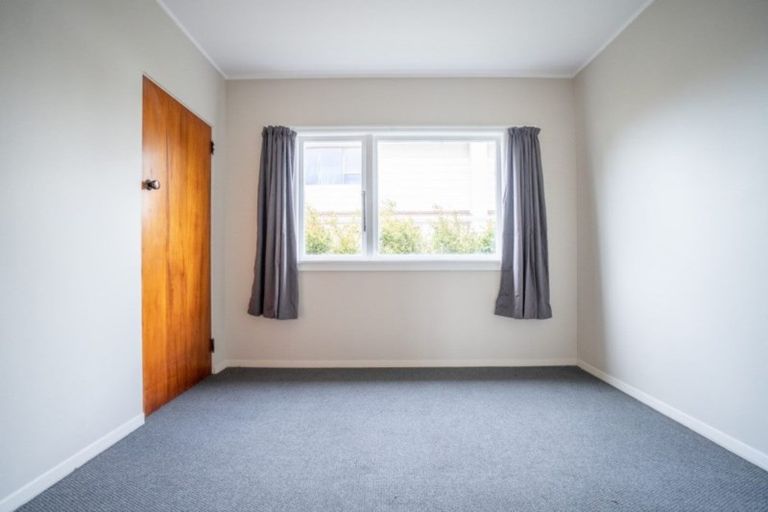 Photo of property in 23 Glasgow Street, Takaro, Palmerston North, 4412