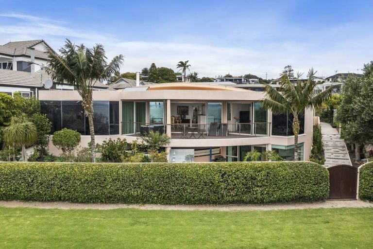 Photo of property in 20 Pacific Parade, Army Bay, Whangaparaoa, 0930